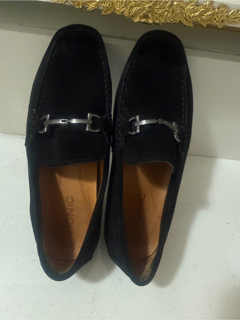 Vionic Black Suede Slip-On Loafers with Silver Bit in great conditions very soft